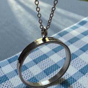 Stainless Steel Living Memory Floating Charm 39mm Round Glass Locket Pendant with Necklace