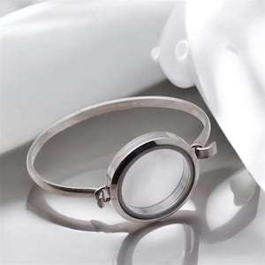 Stainless Steel 30mm Floating Charm Twist Locket Bracelet Locket Bracelet