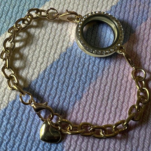 Personalized Crystal Heart Living Memory Floating Charm Locket Bracelet