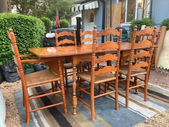 Tell City Dining Room Set