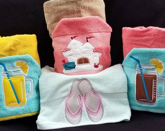 Summer Design Hooded Bath Towel, Beach Trip Gift