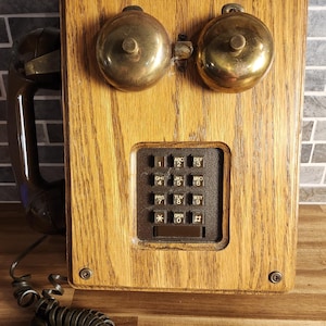 Vintage wooden Oak Wall Telephone