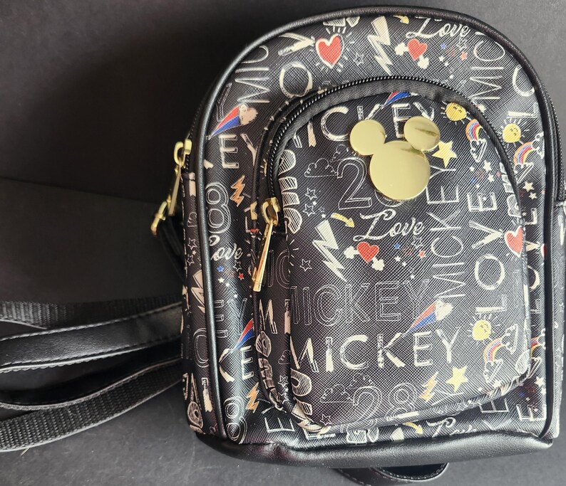 Mini sac à dos « Love » Mickey Mouse Parcs Disney Noir multicolore 8 x 8 x 4 image 10