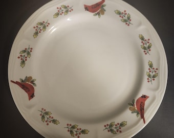 Everyday Gibson Designs "Winter Bird" Holly Berry, Cardinal set/ 12 Dinner Plates