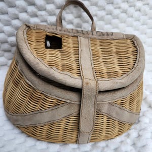 Fishing Creel Basket Wicker Tackle Bait Fly Trout