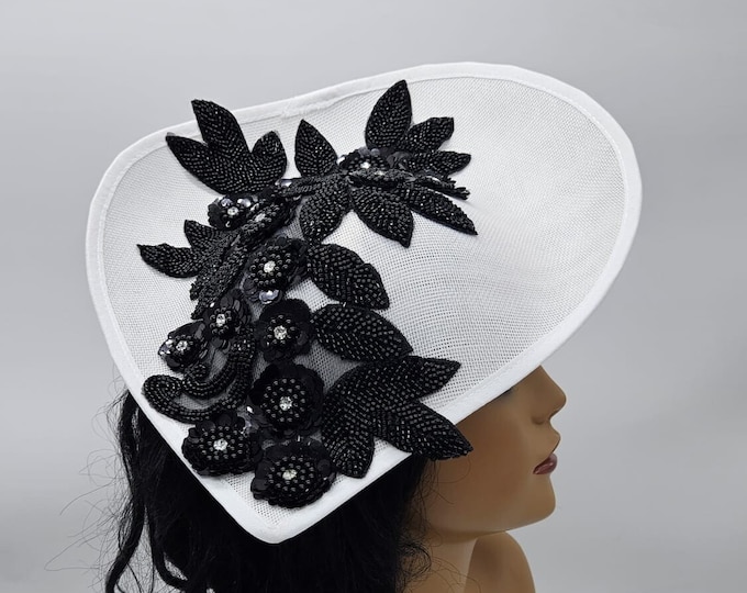 Black and white Kentucky Derby Hat - Black and White Hat, Funeral, Race Hat, Tea Party Hat, Bridal Hat, Fancy Hat