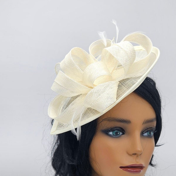 Ivory Fascinator Hat - Wedding Hat, Kentucky Derby Hat, Race Hat, Tea Party Hat, Bridal Hat, Hat with veil, Fancy Hat