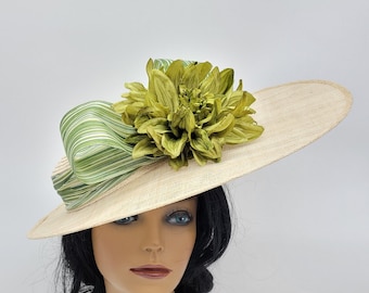 Tan Blush Fascinator Hat - Wedding Hat, Kentucky Derby Race, Vintage