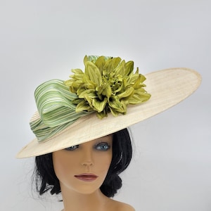 Natural Tan and Green Kentucky Derby Hatinator Hat -Natural Wedding Hat, Race Hat, Church Hat, Vintage Hat