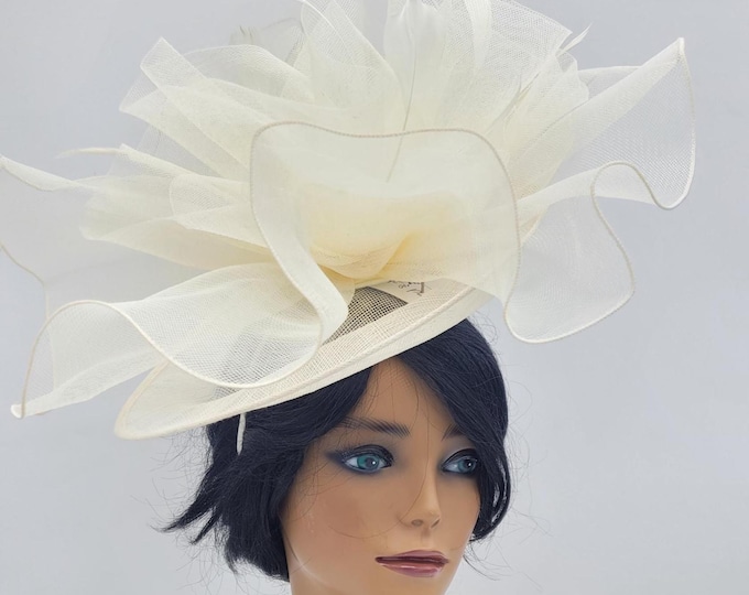 Ivory Fascinator Hat - Wedding Hat, Kentucky Derby Hat, Race Hat, Fancy Hat