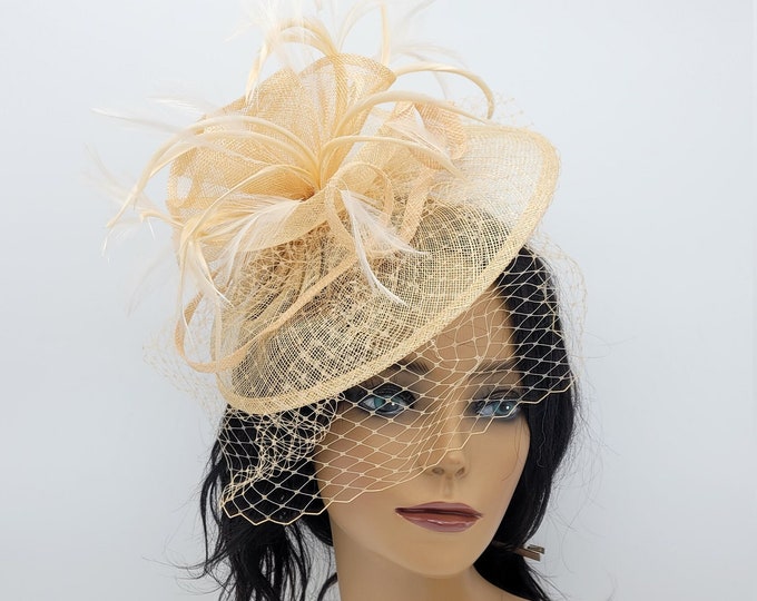 Champagne Fascinator Hat - Wedding Hat, Kentucky Derby Race, Vintage