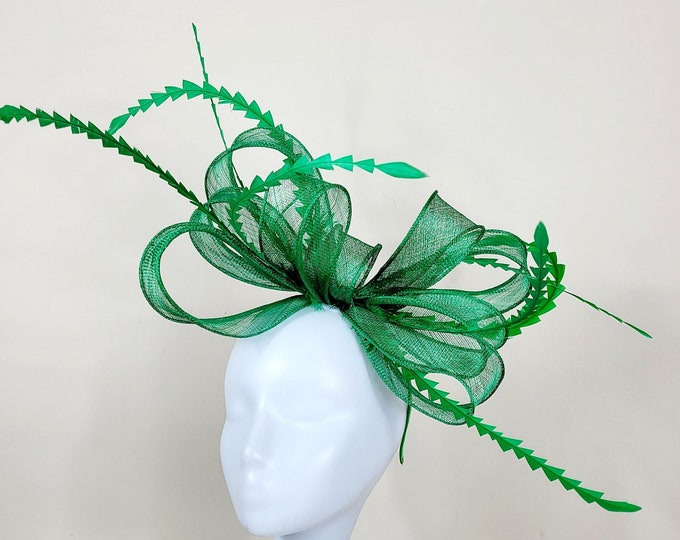 Green Kentucky Derby Fascinator Hat, Green Fascinator,  Kelly Green Hat, Race Hats, Church, Photoshoot, St Patrick's Day