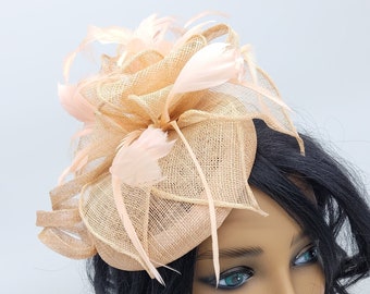 Champagner Kentucky Derby Fascinator - Hochzeitshut, Brautjungfern Fascinator, Teeparty, Royal Ascot, Rennhüte