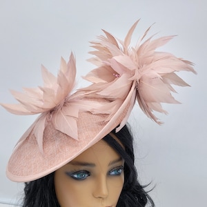 Blush Fascinator Hat - Wedding Hat, Kentucky Derby Hat, Race Hat, Tea Party Hat, Church Hat, Easter Hat