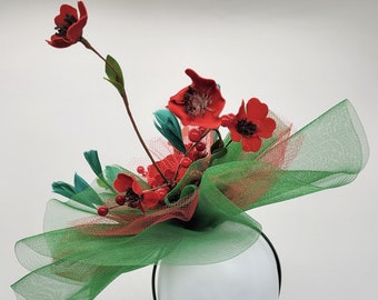 Green and Red Kentucky Derby Fascinator, Green Fascinator,  Kelly Green Hat, Race Hats, Church, Photoshoot, St Patrick's Day