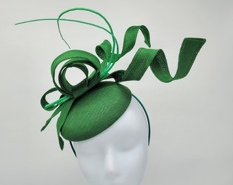 Green Kentucky Derby Fascinator Hat, Green Fascinator,  Kelly Green Hat, Race Hats, Church, Photoshoot, St Patrick's Day