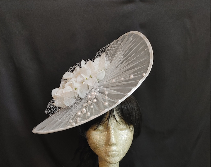 White Large Wedding Hat, Saucer Fascinator, Bridal Shower, Bachelorett