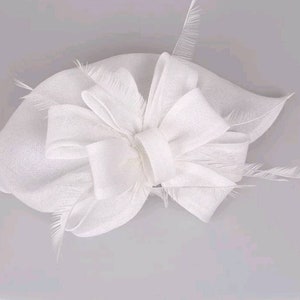 White Fascinator Hat - Wedding Hat, Kentucky Derby Hat, Race Hat, Tea Party Hat, Bridal Hat, Church Hat, Fancy Hat