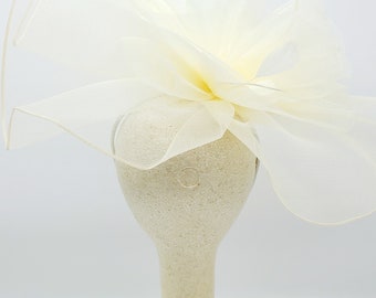 Ivory Crinoline Fascinator Hat: Wedding, Tea Party, Races - Etsy display picture 1