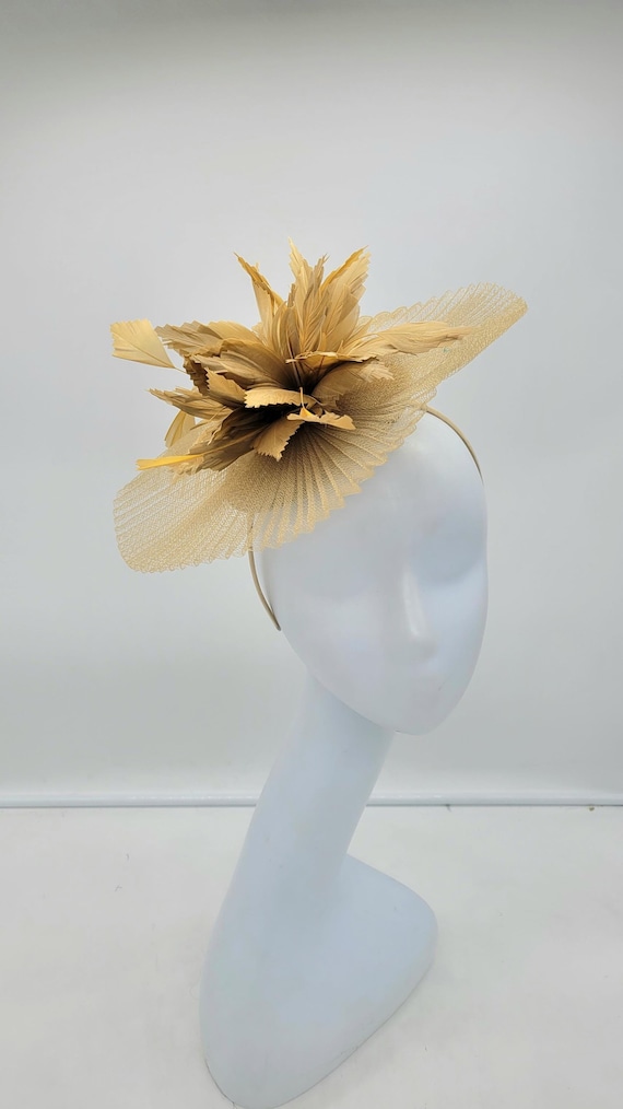 Gold Kentucky Derby Fascinator - Wedding Hat, Royal Ascot  display picture 1