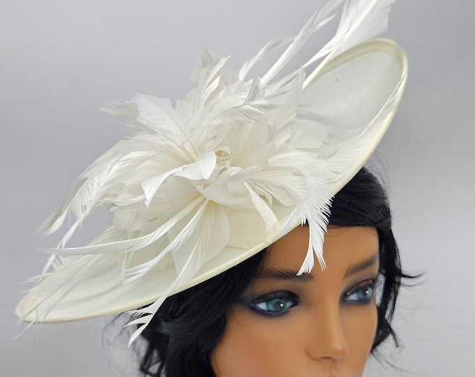 Ivory Fascinator Hat - Wedding Hat, Kentucky Derby Hat, Race Hat, Fancy Hat