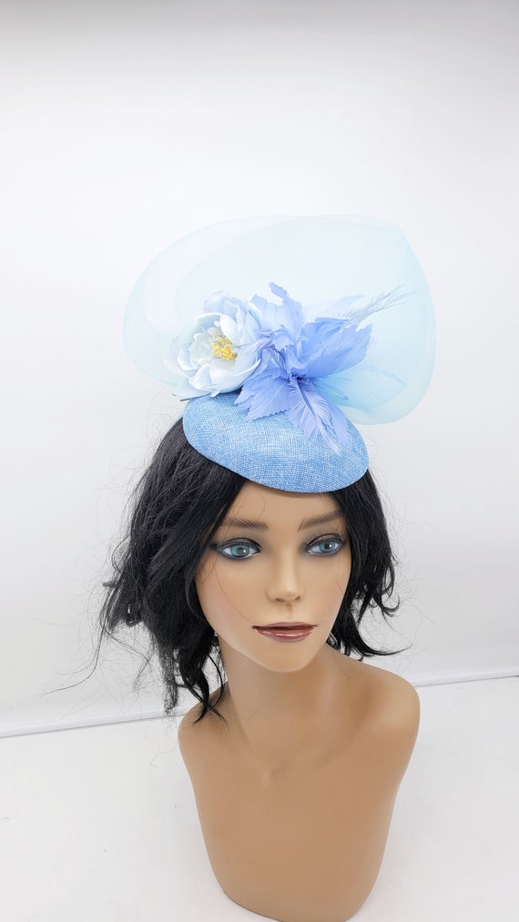 Small baby blue Fascinator Light Blue Fascinator, Derby Fascinator Hat, Light Blue  main image 3