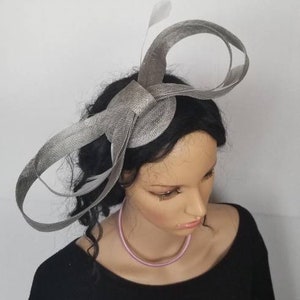 Silver/Gray Kentucky derby Fascinator Hat - Wedding Hat, Easter Hat, Race Hat, Tea Party Hat, Bridal Hat, Church Hat, Fancy Hat