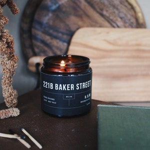 Tobacco and Oak Candle - 221b Baker Street Soy Candle - Natural Soy Wax Candles - Eco Candle - Sherlock Holmes Candle - In Amber Glass Jar