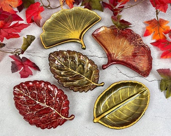 Leaf Trinket Dish, Autumn Green Gold Red Leaves Jewelry Trays, Ginkgo Biloba Fan Catchall Decor, Handmade Resin Art Soap Dish