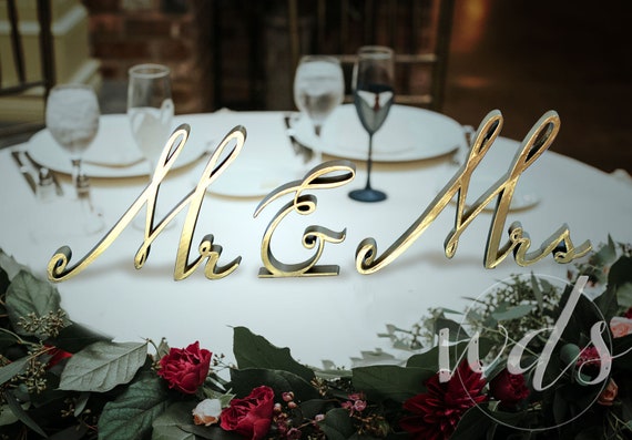 Mr and Mrs Sweetheart table sign, 6in., 8in, sweetheart table decor, wedding decor, head table decor, sweetheart table sign, mr & mrs sign