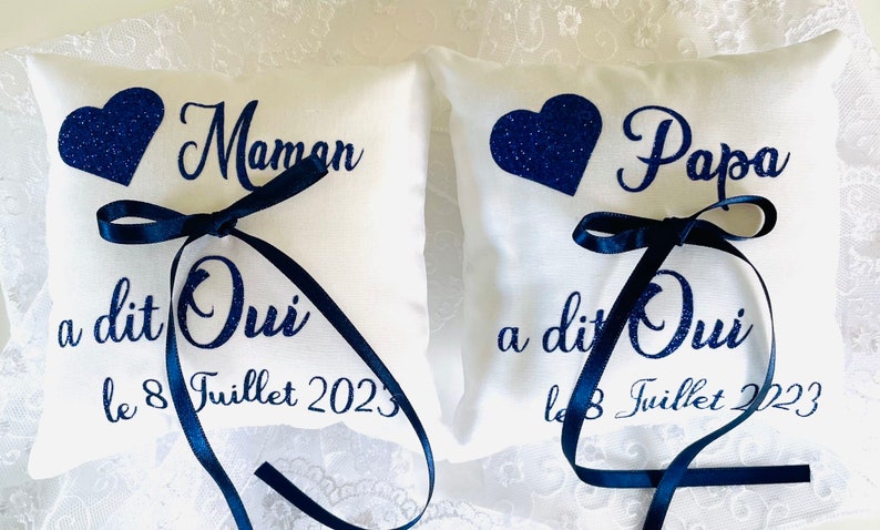 Porte alliances de mariage Papa Maman a dit oui bleu pailleté coussin d'alliances personnalisés avec date image 4