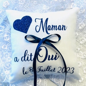 Porte alliances de mariage Papa Maman a dit oui bleu pailleté coussin d'alliances personnalisés avec date image 2