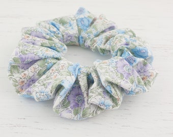 Pretty flower scrunchie, Cotton hair accessory for the office or weekend holiday, Handmade in Australia, One of a kind unique retro hair tie