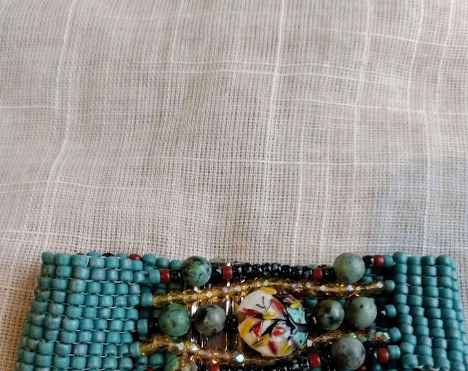 Eye Catching Lamp Worked Beaded Bracelet