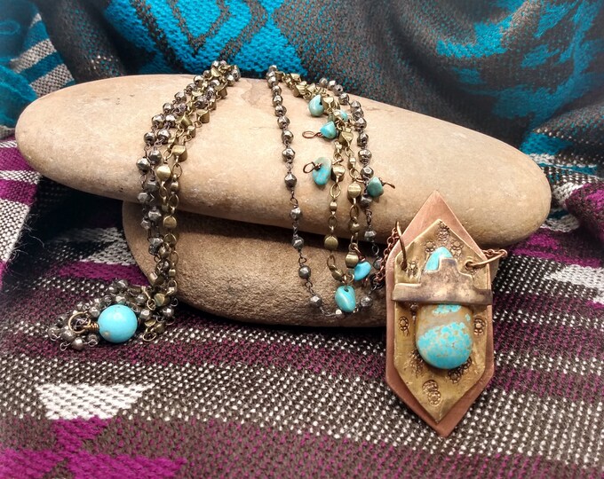 Original Design Southwest Turquoise Pendant Necklace