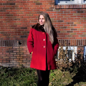 Vintage 1960&#39;s Wool Elegant Jacket / Mink Collar / Women&#39;s S to M