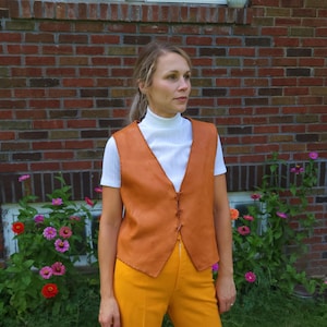 Vintage 1960's / 1970's Leather Caramel Vest / Women's M to L Men's S to M / Boho