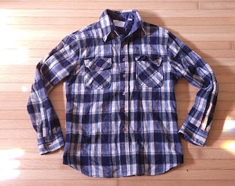 Vintage 1970's Sears Blue Wool Flannel Plaid Shirt / Men's XS to S / Hunting