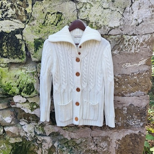 Vintage 1970&#39;s Cable Knit Acrylic Shawl Collared Cardigan Sweater / Medium