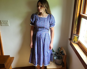 Vintage 1970&#39;s Pioneer Floral Bohemian Victorian Prairie Dress / S