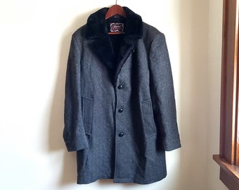 Vintage 1970's Wool Tweed Sherpa Overcoat / 38R / Medium