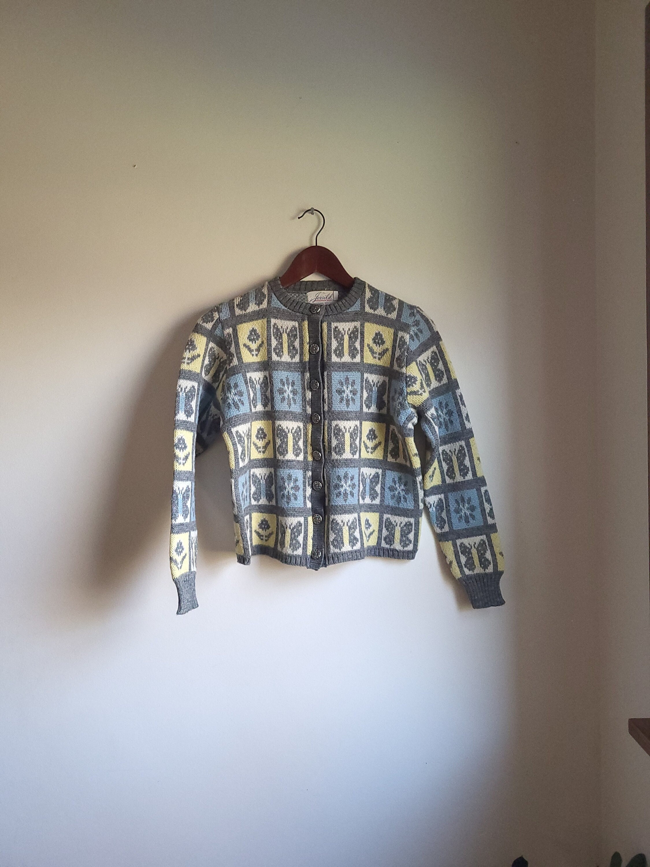 Vintage 1960's Wool Knit Jersild Cardigan Sweater / Floral