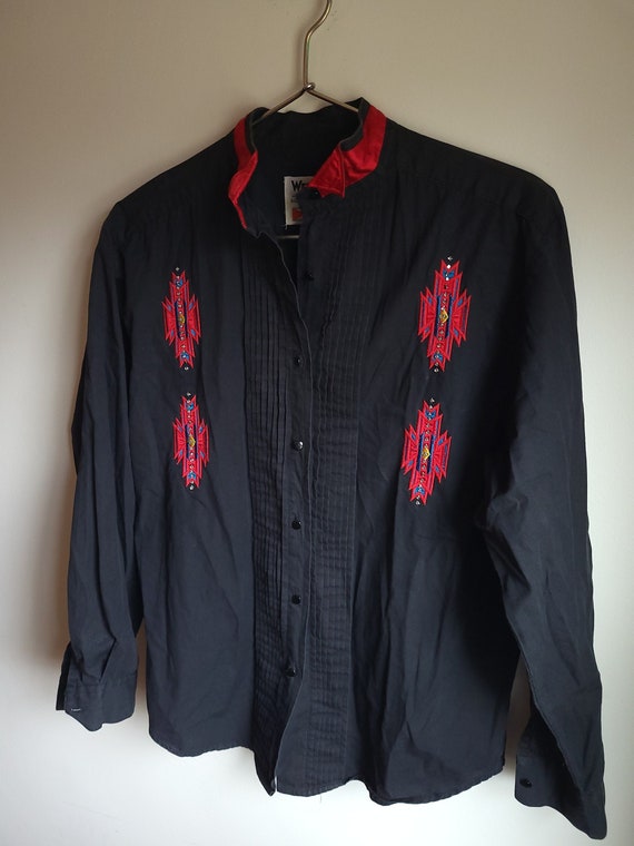 Vintage Wrangler Button Front Shirt / Embroidered 
