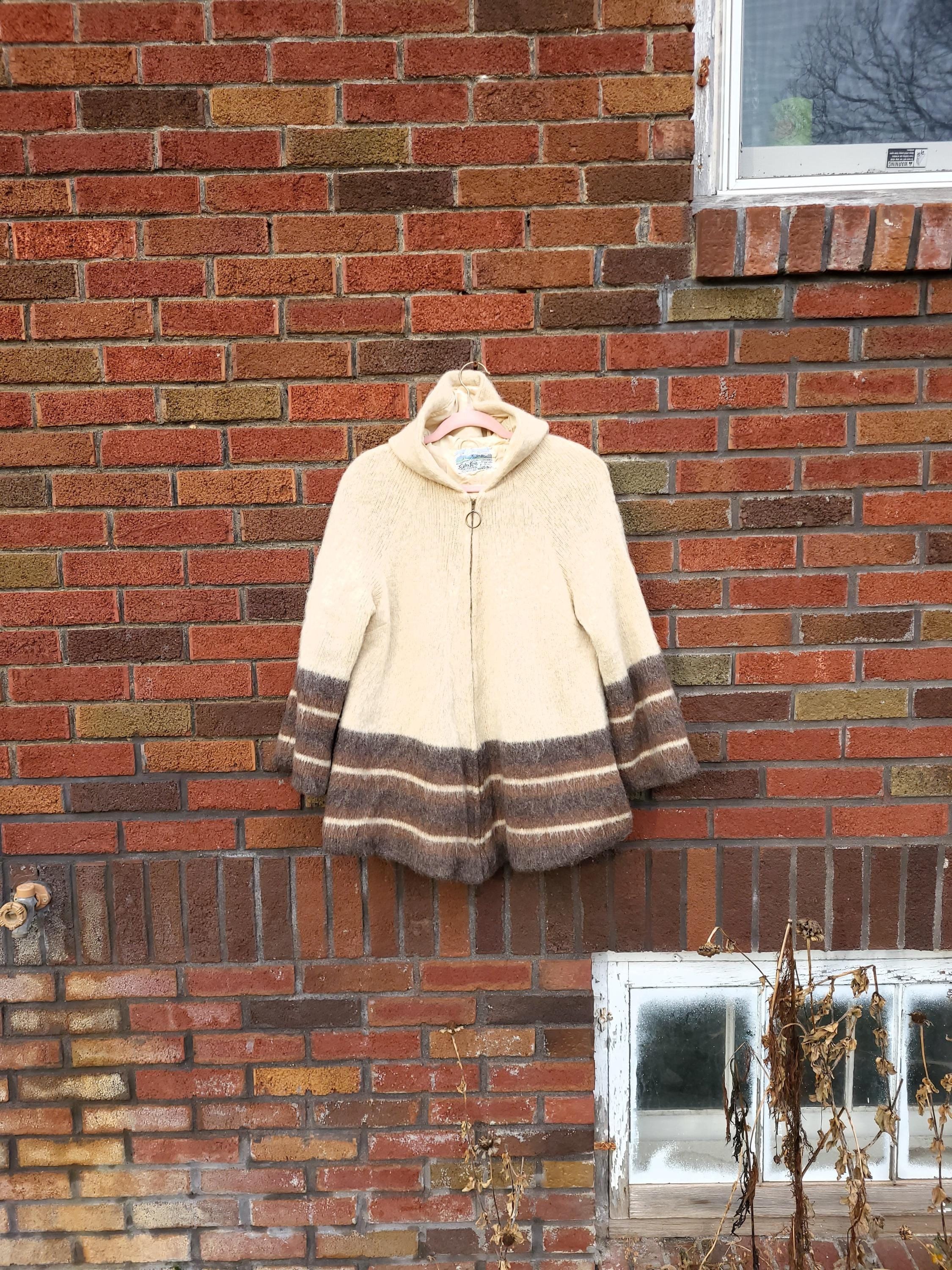 Vintage 1970's Eider Knit Icelandic Wool Bell Zip Sweater Hooded