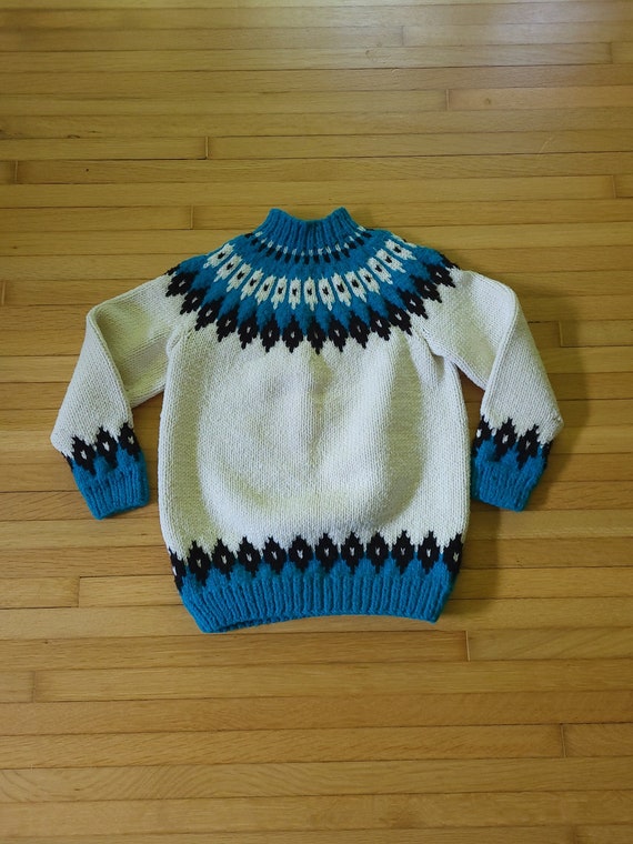 Vintage Youth Icelandic Hand Knit Wool / Acrylic S