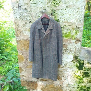 Vintage 1960&#39;s to 1970&#39;s Heavy Wool Knit Tweed Men&#39;s Long Coat / M to L (50)