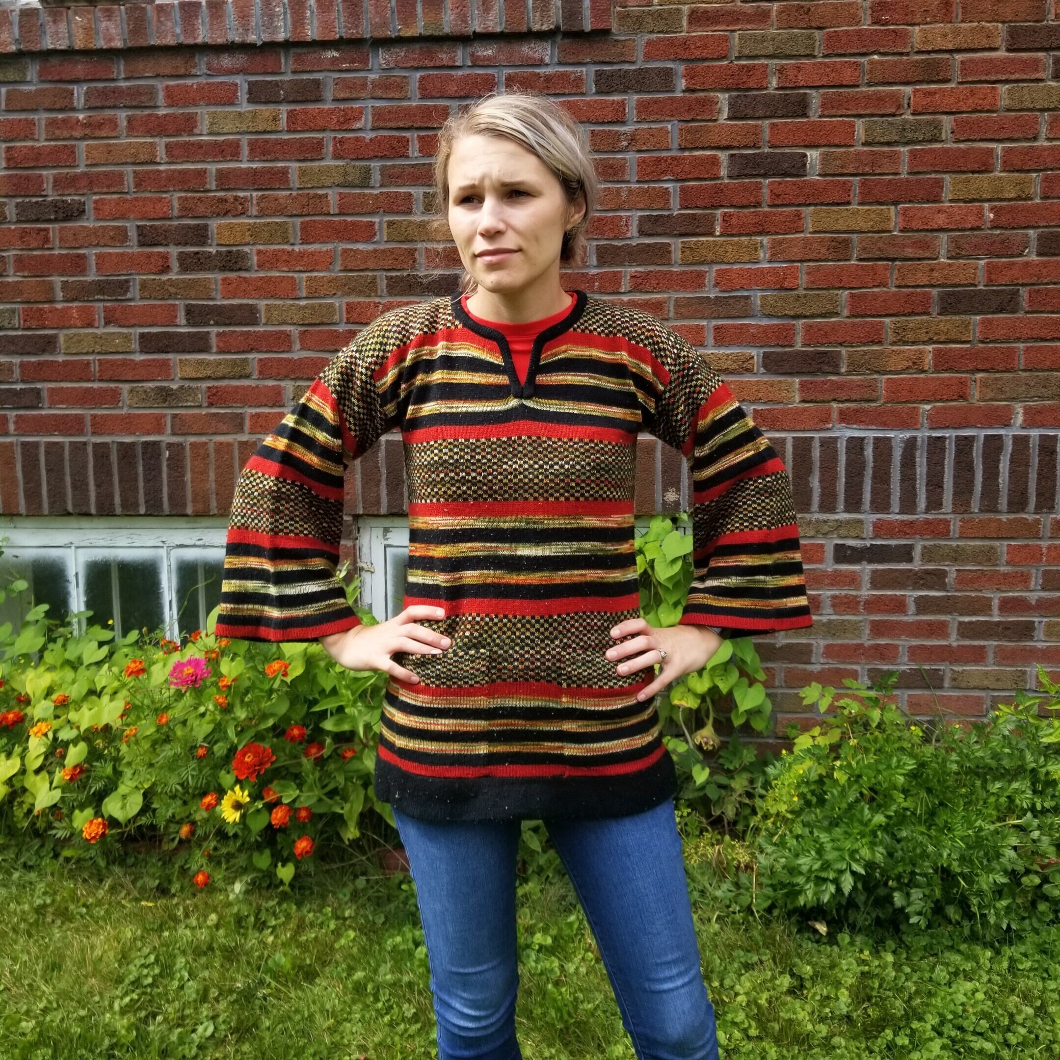 Vintage 1970's Acrylic Sweater / Women 