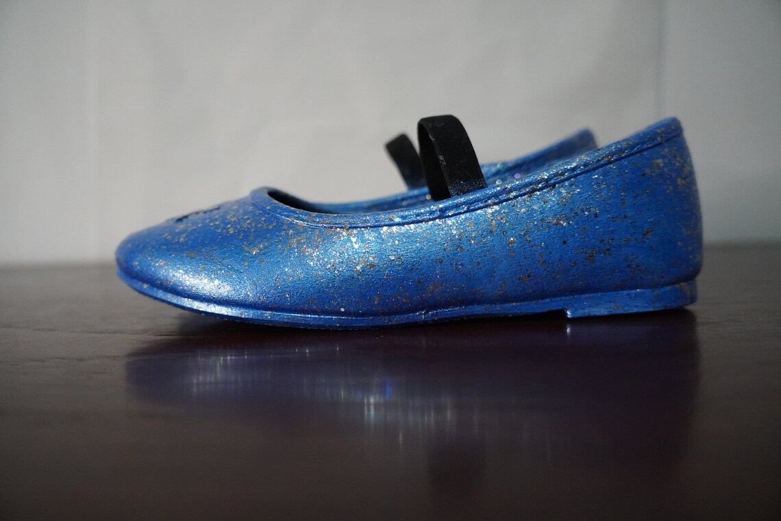 frozen ballet flats