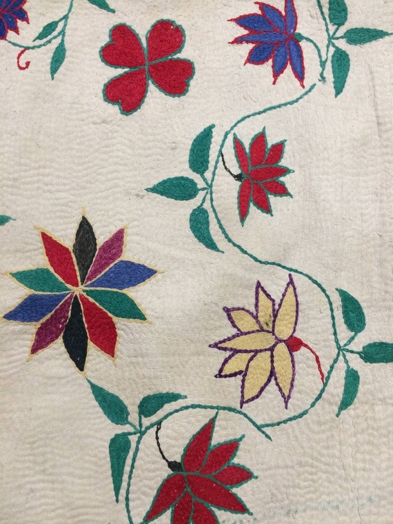 Antique kantha embroidery hand Quilted from East Bengal Vintage Quilts wall decor quilts. home decor and collectable table cover