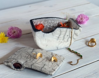 Jewelry Box, Ceramic Box, Raku Fired, Handmade, White Crackled, Lidded Box, Trinket Box, One of a kind, Treasure Box, Elegant Art Gift, (24)